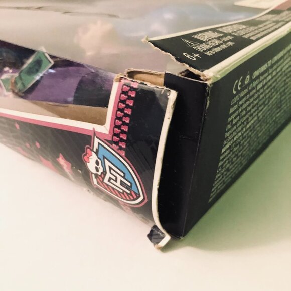 Monster High Doll Headless Headmistress Bloodgood Nightmare Horse Damaged Box - Picture 9 of 16